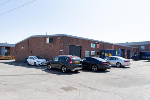 Warehouse to rent, Willowbrook Rd Worthing BN14 8NA