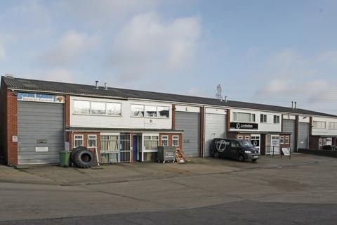 Industrial unit to rent, Grange Farm Rd Colchester CO2 8JW