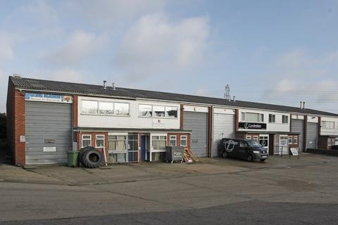 Industrial unit to rent, Grange Farm Rd Colchester CO2 8JW