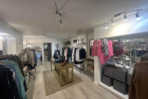Retail property (high street) to rent, Digbeth St Stow On The Wold GL54 1BN