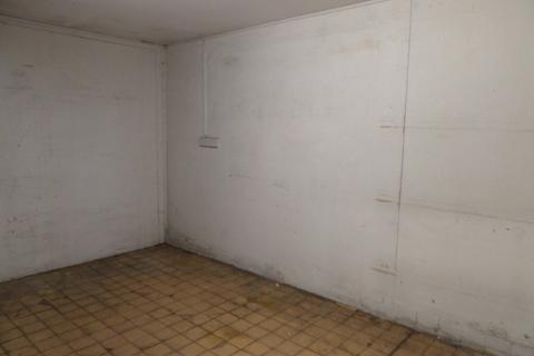 Warehouse to rent, Moy Rd Taffs Well CF15 7QR
