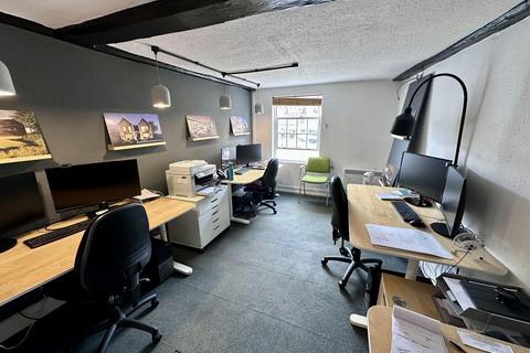Office to rent, 109 High St Thame OX9 3DZ