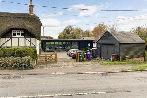 Office to rent, 83 Bicester Rd Long Crendon HP18 9EE