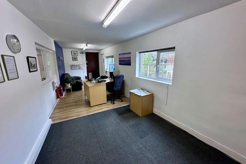 Office for sale, 109 High St Thame OX9 3DZ