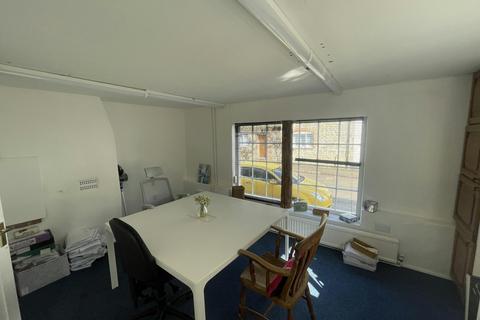 Office to rent, 37 High St Long Crendon HP18 9AL