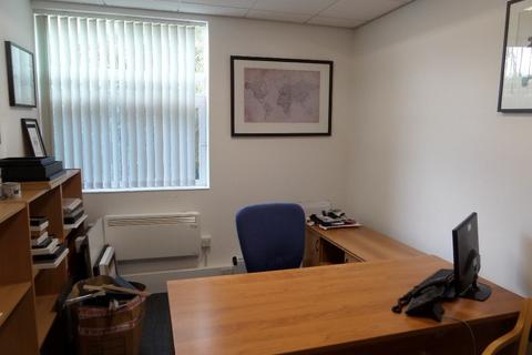 Warehouse to rent, Cheapside Bridgend CF31 3UN