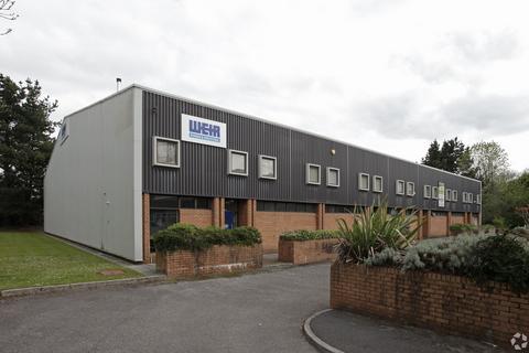 Warehouse to rent, Severn Rd Pontypridd CF37 5SL