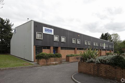 Warehouse to rent, Severn Rd Pontypridd CF37 5SL