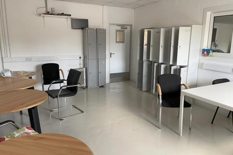 Distribution warehouse to rent, 2 Tair Ffynnon Whitland SA34 0NF