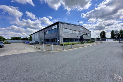 Industrial development to rent, 14 Drakes Dr Long Crendon HP18 9BA