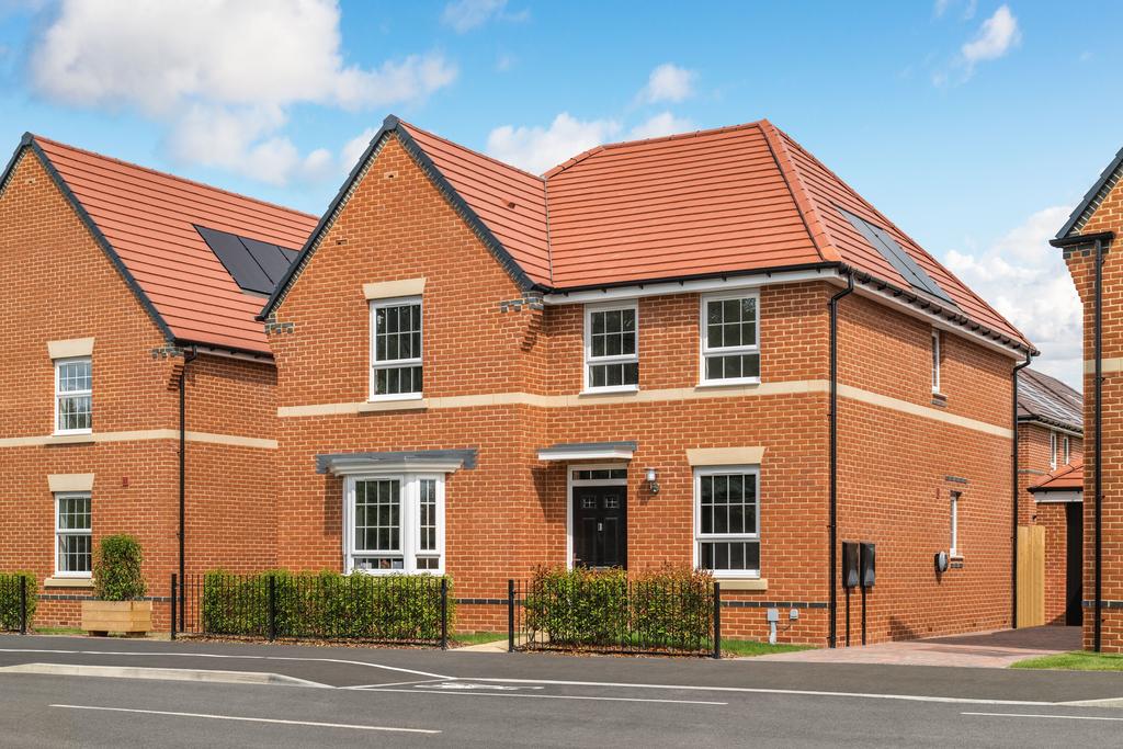 4 bedroom detached house for sale