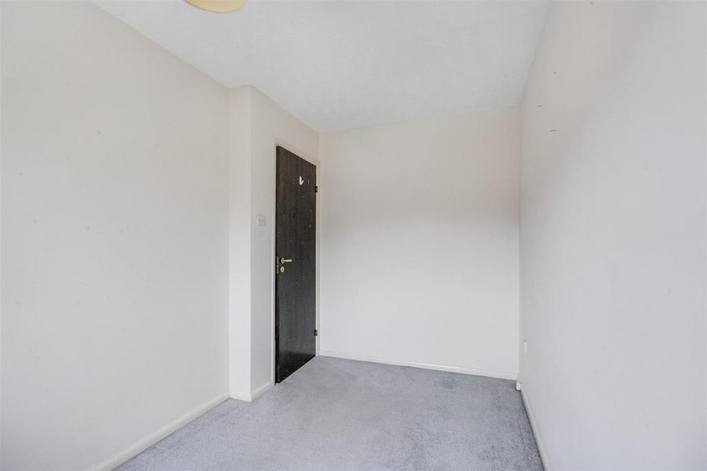 Bedroom 2 2.jpeg