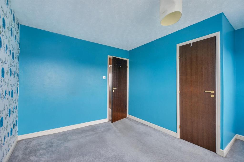 Bedroom 1 2.jpeg