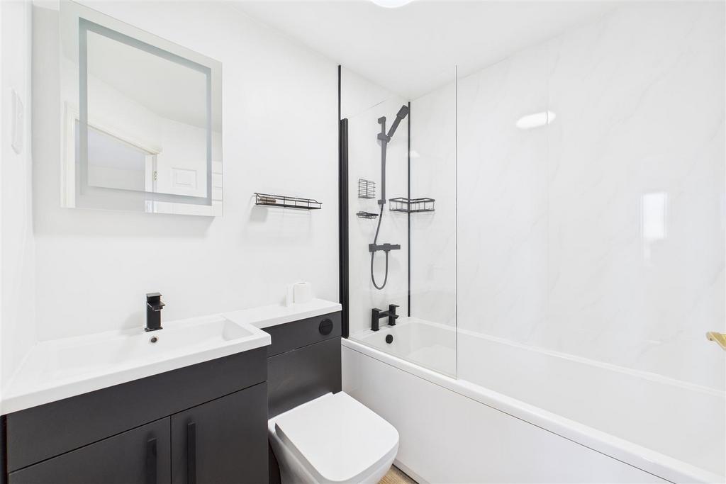 Ensuite