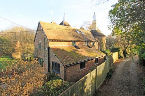 5 bedroom character property for sale, The Slade, Lamberhurst, TN3