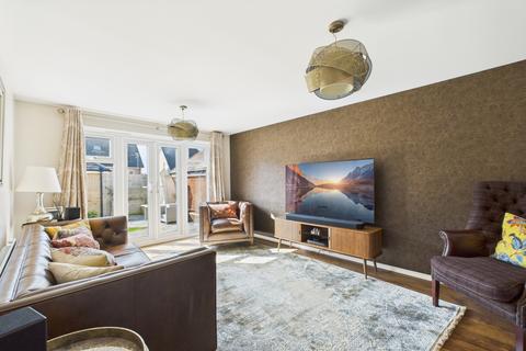 5 bedroom detached house for sale, Heron Road, Leighton Buzzard, LU7
