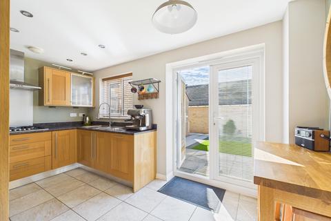 5 bedroom detached house for sale, Heron Road, Leighton Buzzard, LU7