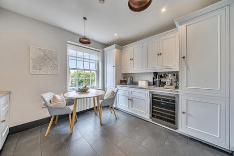 30 Parkside, London, SE3 7QG