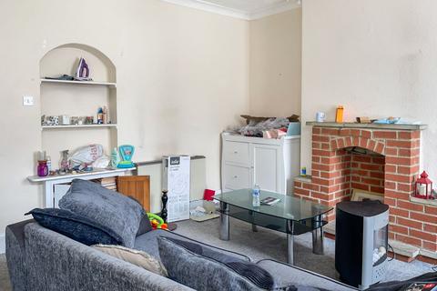 Flat A, 67 Arundel Road, Littlehampton, BN17 7DE