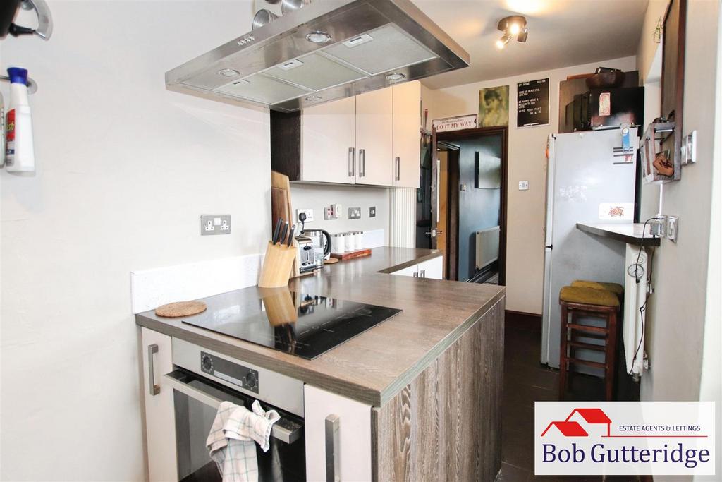 Fitted kitchen