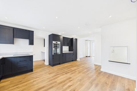 4 bedroom detached house for sale, South Hill Road, Hemel Hempstead, HP1