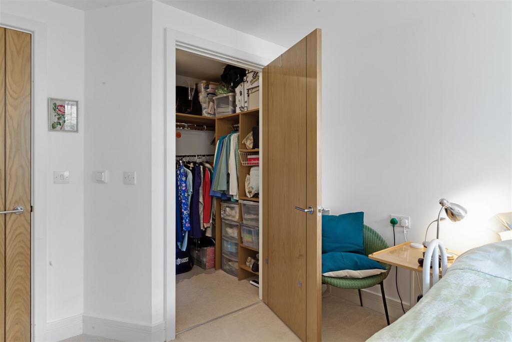 05-b6ee PDMCS Flat 24 Weighbridge Court (26).jpg