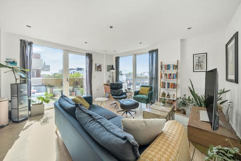1 bedroom apartment for sale, Sam King Walk, London