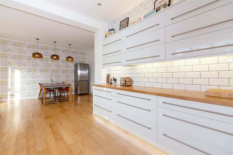 4 bedroom semi-detached house for sale, Harrow Road, Worthing