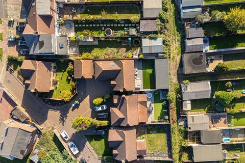2 Brindle Gate, Sidcup, DA15 8BU