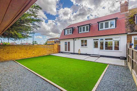 4 bedroom semi-detached house for sale, Rectory Road, Rochford, SS4