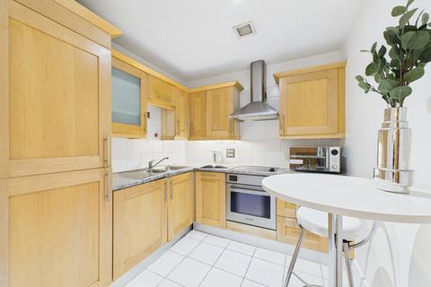 2 bedroom apartment to rent, Whitehouse Apartments, Belvedere Road, Waterloo, London, SE1