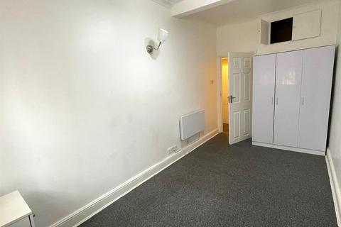 1 bedroom apartment for sale, Westbourne Gardens, W2
