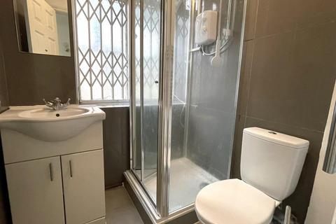 1 bedroom apartment for sale, Westbourne Gardens, W2