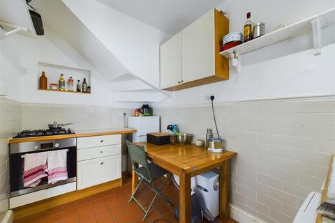 1 bedroom terraced house to rent, Ewart Street, Brighton