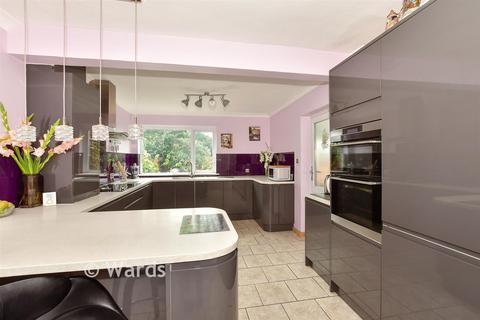 3 bedroom chalet for sale, Nelson Avenue, Sheerness ME12