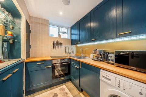 undefined, Gower Mews, London WC1E