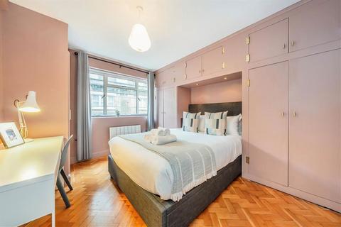 undefined, Gower Mews, London WC1E