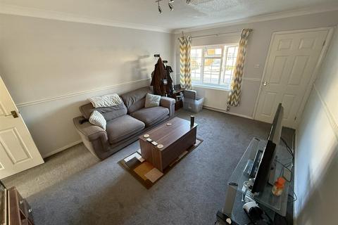 undefined, James Close, Chippenham
