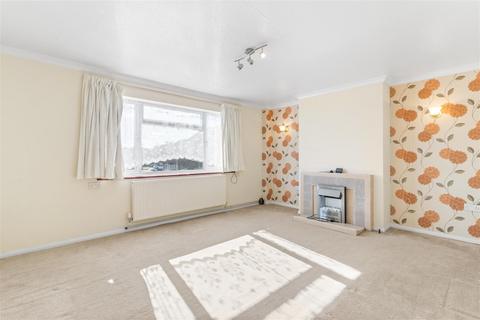 2 bedroom flat for sale, Willingdon Court, The Triangle, Eastbourne BN20