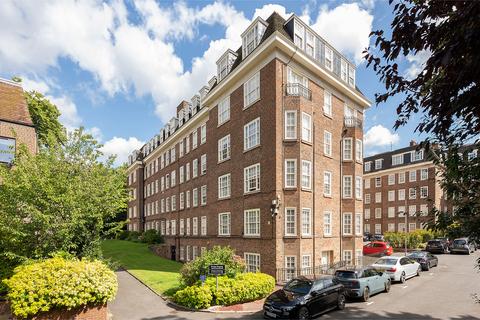 3 bedroom apartment to rent, Avenue Road, London, NW8