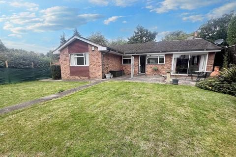 4 bedroom detached bungalow for sale, Lower Mardley Hill, Welwyn AL6