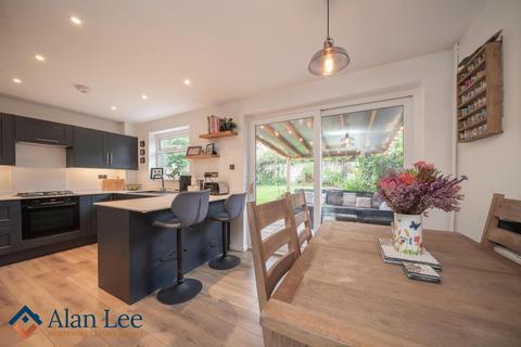 undefined, Sevenoaks Close, Macclesfield, SK10 3BE