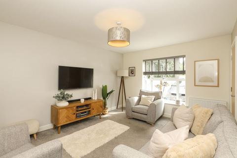 4 bedroom detached house for sale, Tivey Road, Sheffield S21