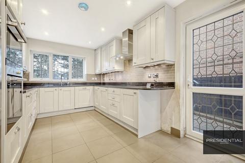 undefined, Woodford Green IG8