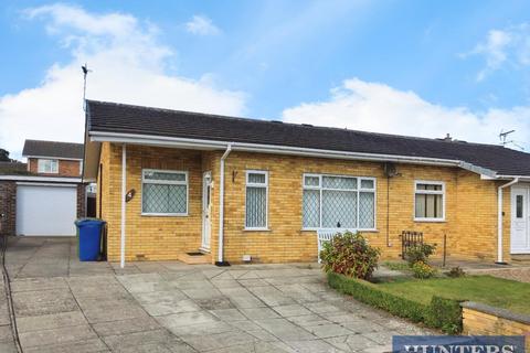 2 bedroom semi-detached bungalow for sale, Carroway Close, Bridlington