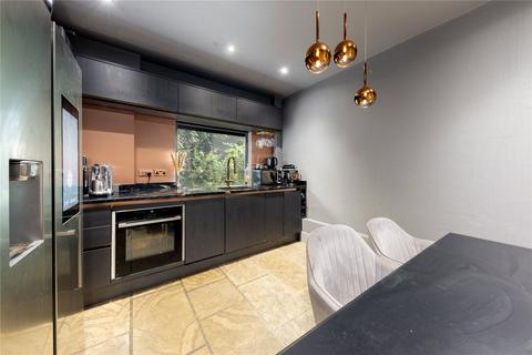 2 bedroom apartment for sale, Odessa Street, London, SE16