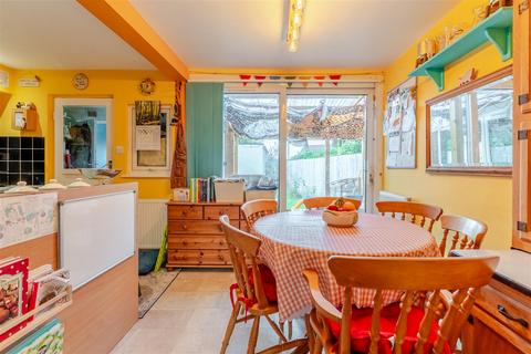 3 bedroom end of terrace house for sale, Three bedroom family home, situated in a quiet cul-de-sac in the village of Yatton