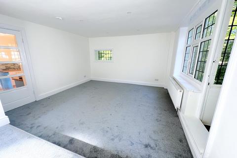 undefined, Gillsmans Hill, St Leonards-on-Sea, TN38
