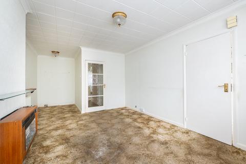 2 bedroom maisonette for sale, Gloucester Gardens, Sutton SM1