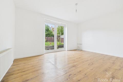 3 bedroom end of terrace house for sale, Winford Grove, Durham TS28